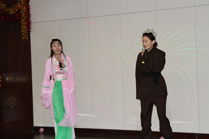 客服部演唱《劉?？抽浴穇副本.jpg